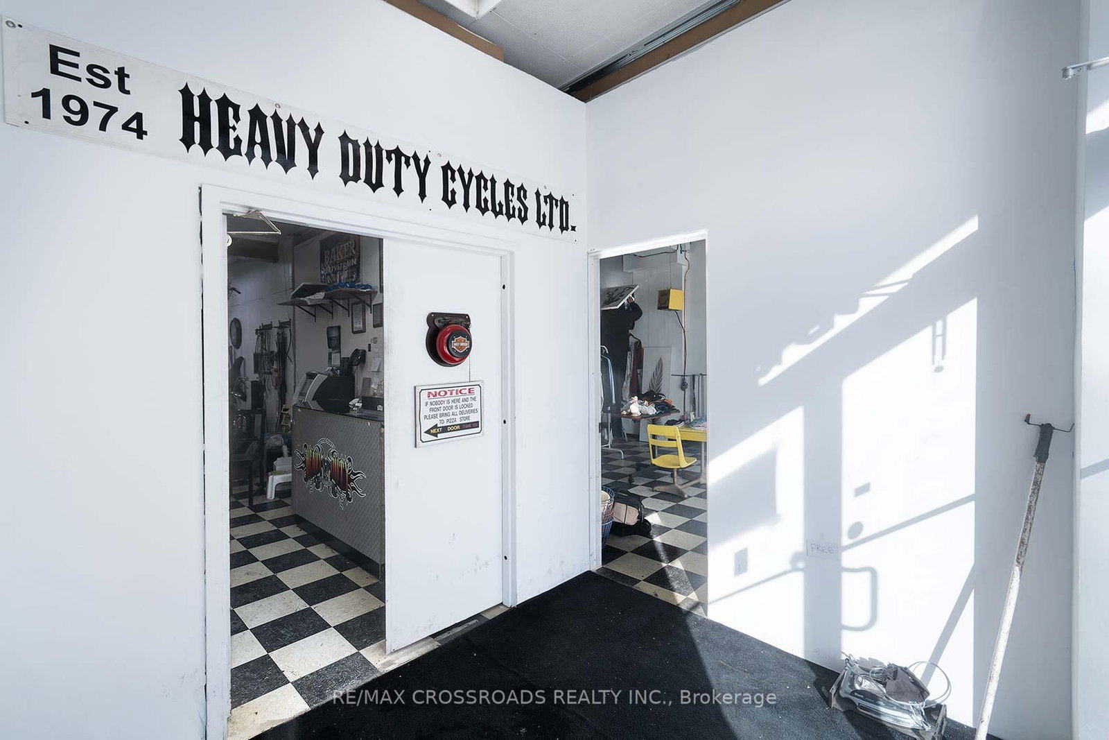 2230 Kingston Road - Photo 5