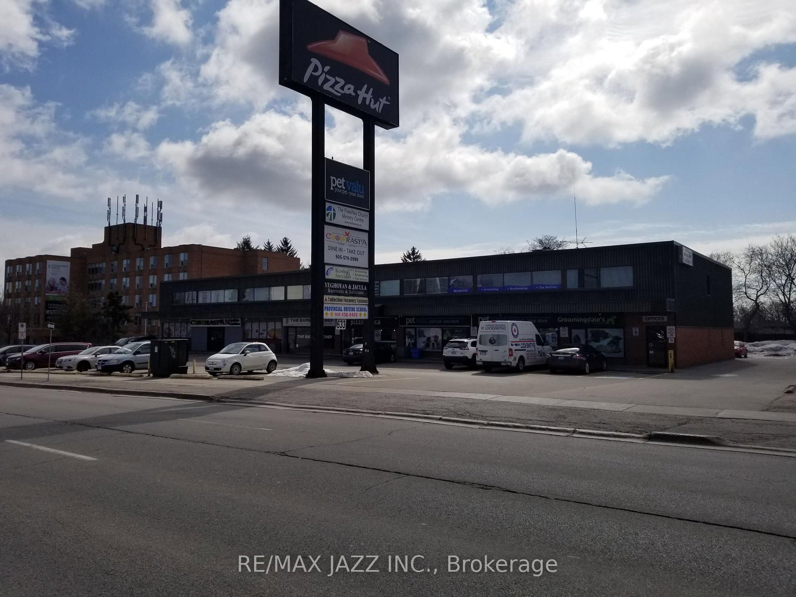 633 King Street E, Unit 206