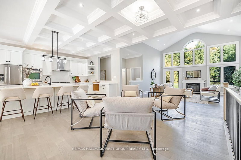 15 Shepherd Rd, Whitby, L1M 1G8 | Image 2