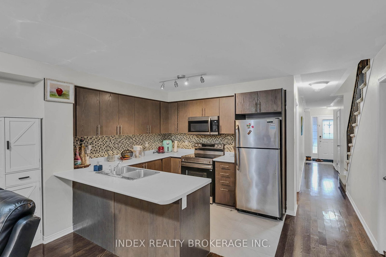 806 Mccue Drive - Photo 12