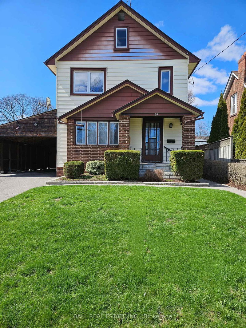 30 Thomas St, Oshawa, Ontario