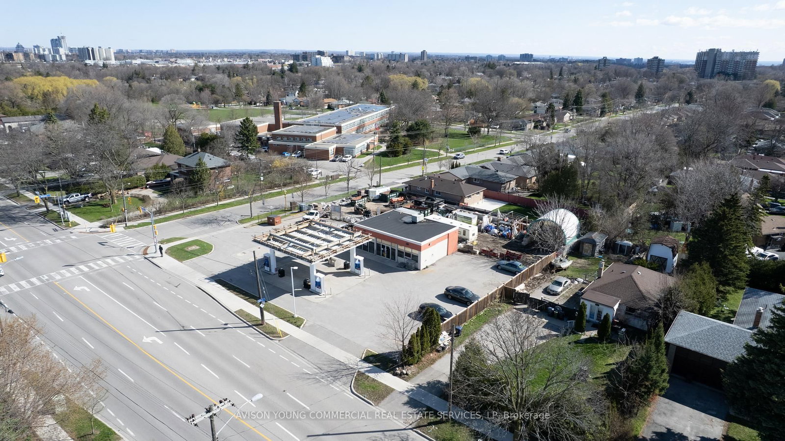 197 Bellamy Road N - Photo 2