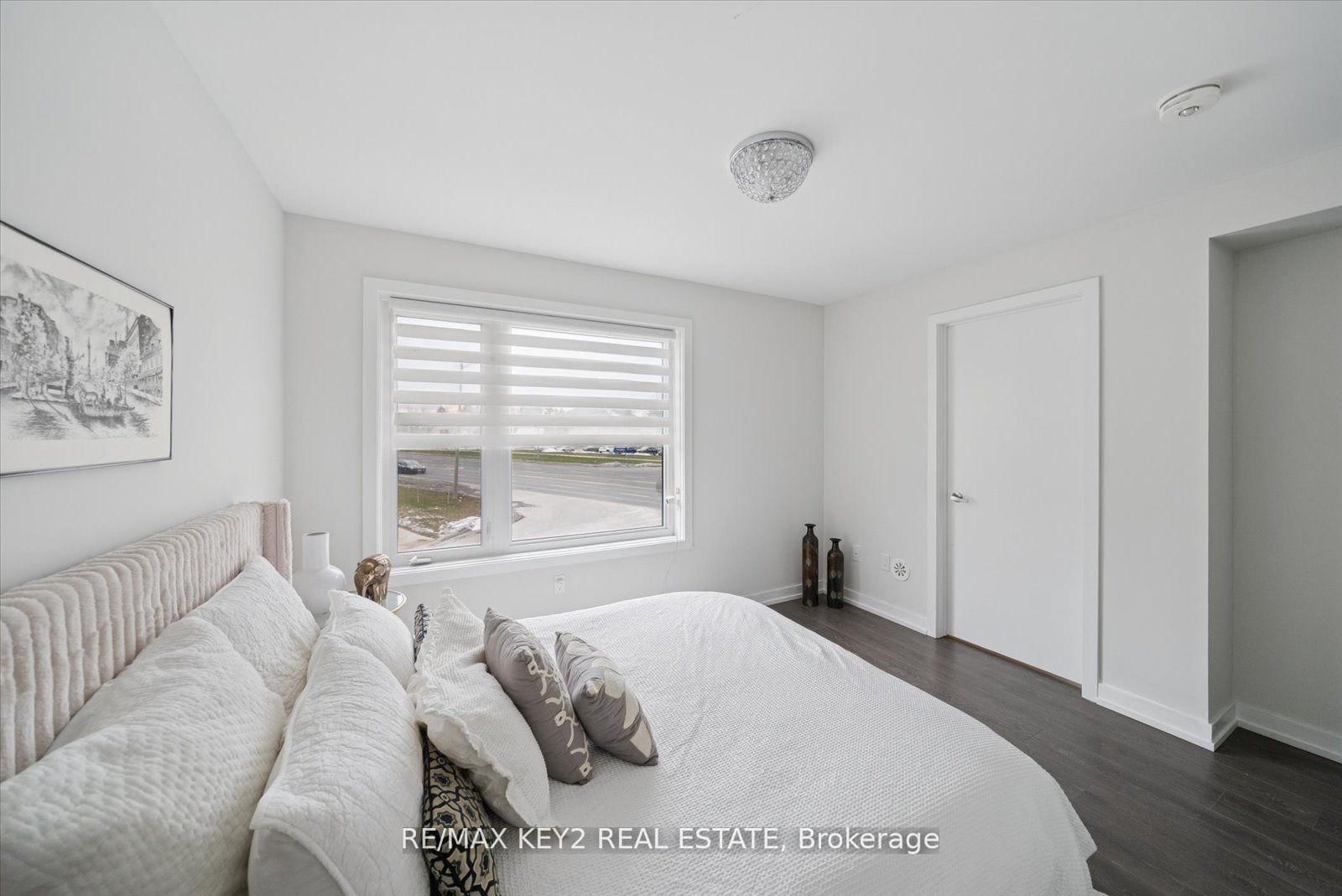 1555 Kingston Road, Unit 113 - Photo 18