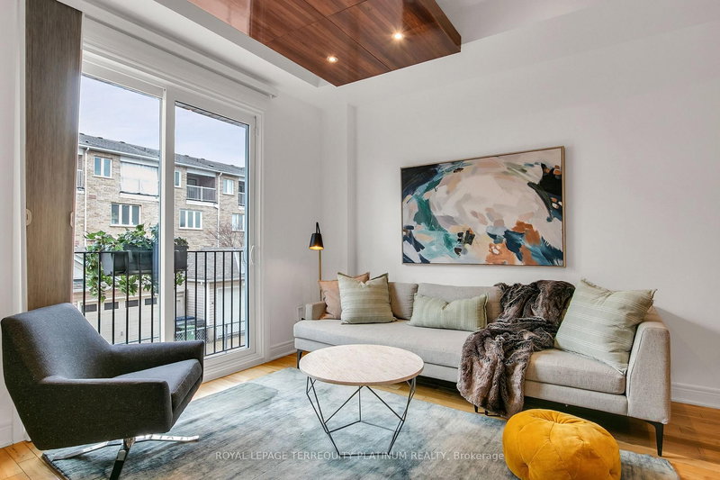 22 Fairhead Mews, Toronto, M4E 3Y4 | Image 3