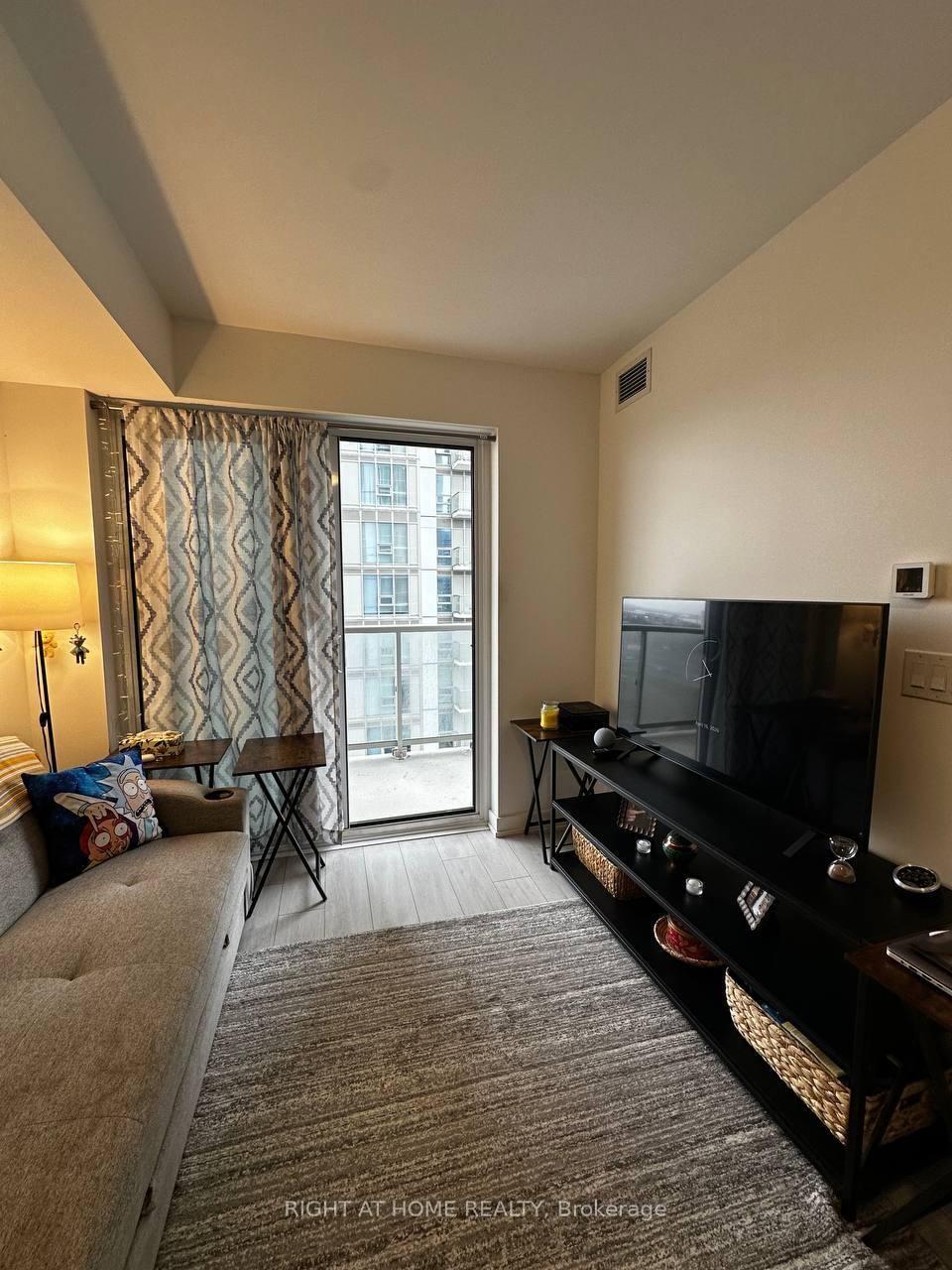 2033 Kennedy Road, Unit 1802 - Photo 5