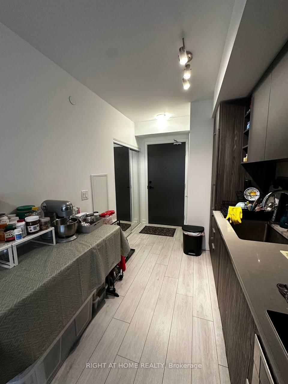 2033 Kennedy Road, Unit 1802 - Photo 9