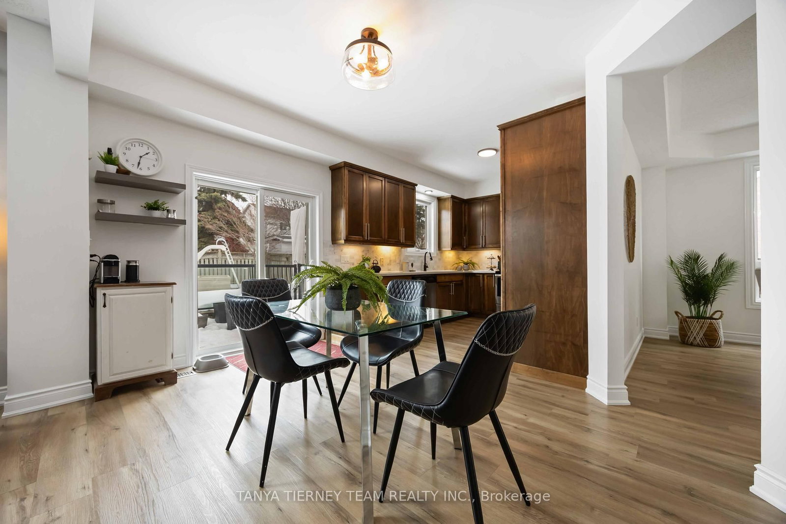 140 Vipond Road - Photo 15