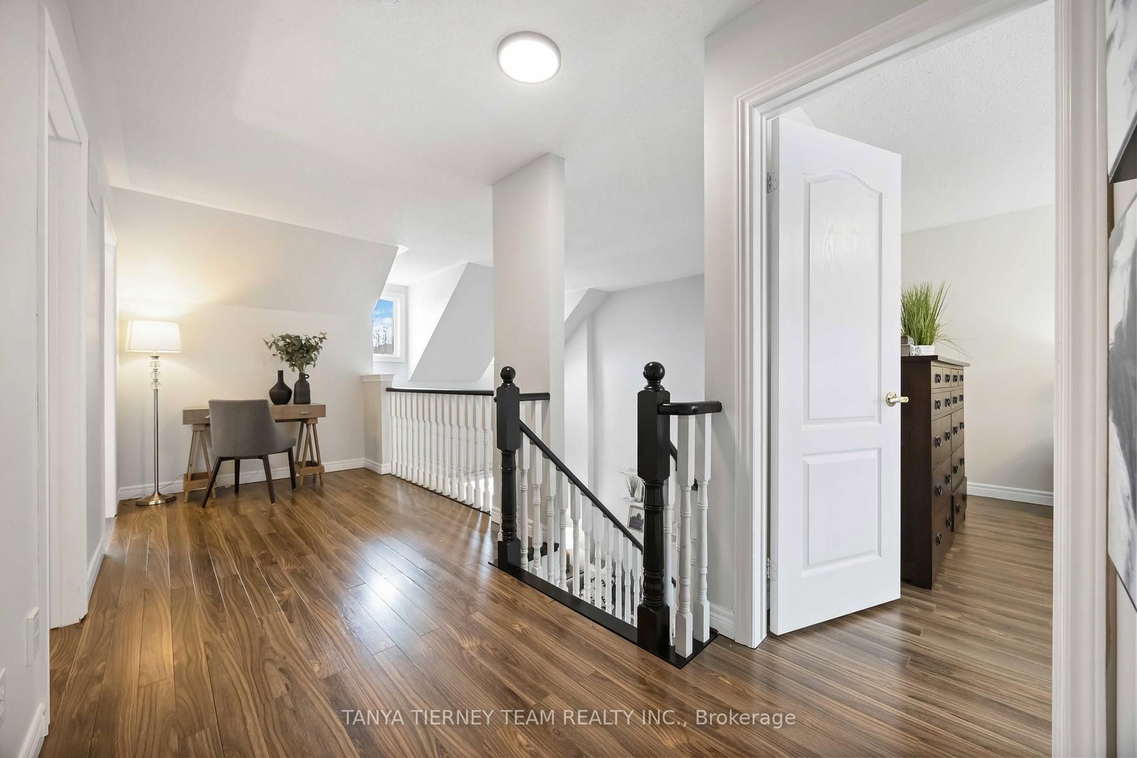 140 Vipond Road - Photo 23