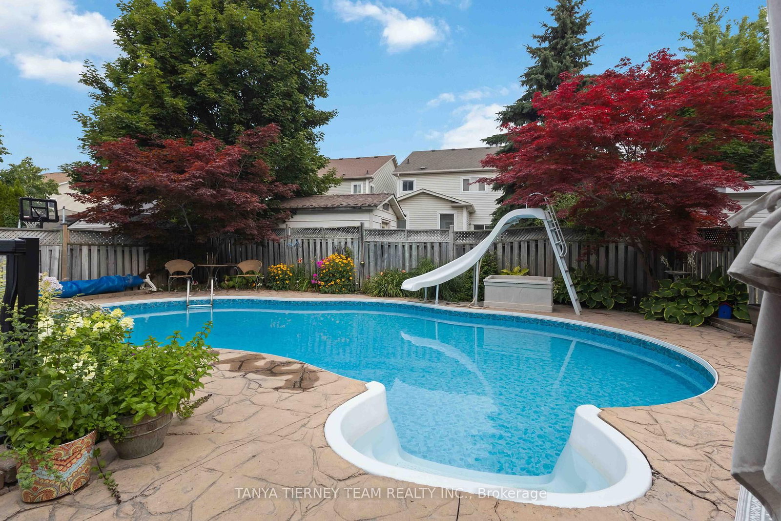 140 Vipond Road - Photo 43