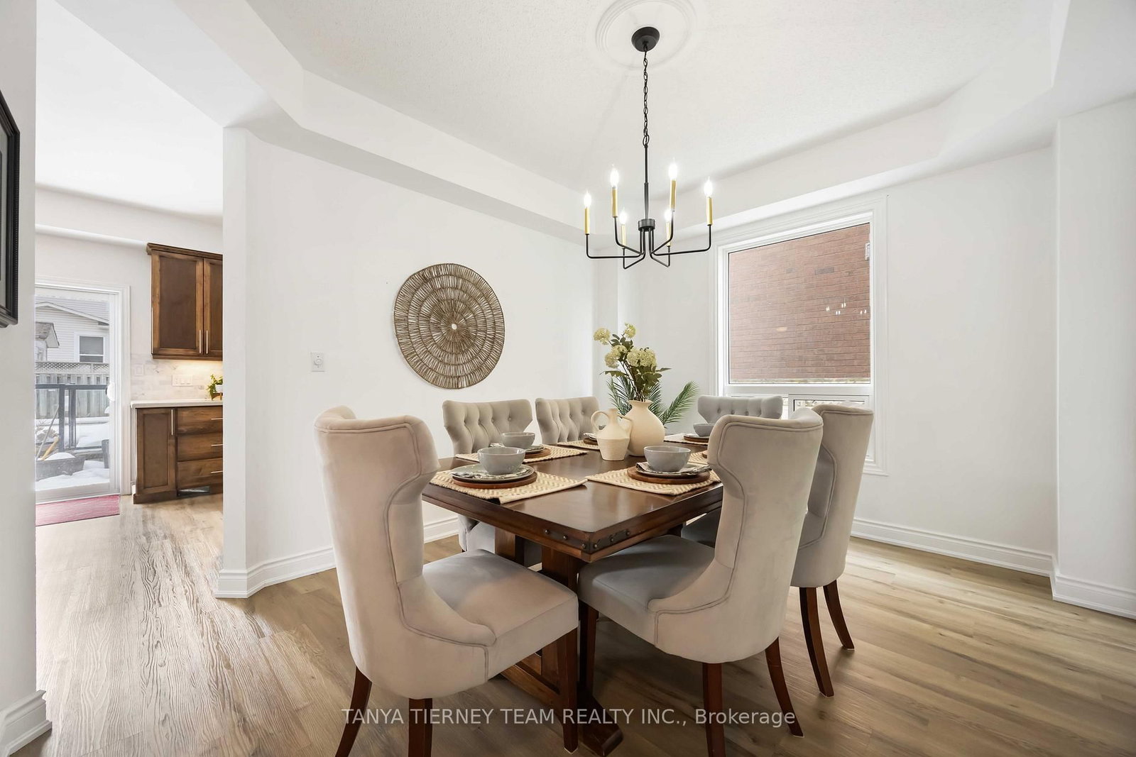 140 Vipond Road - Photo 8