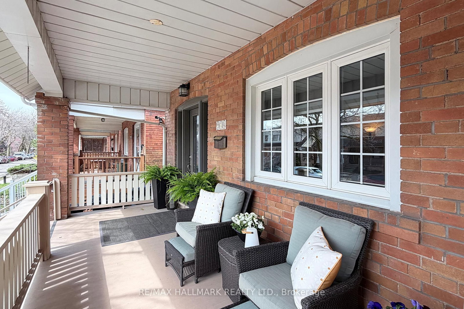 274 Wolverleigh Boulevard - Photo 4