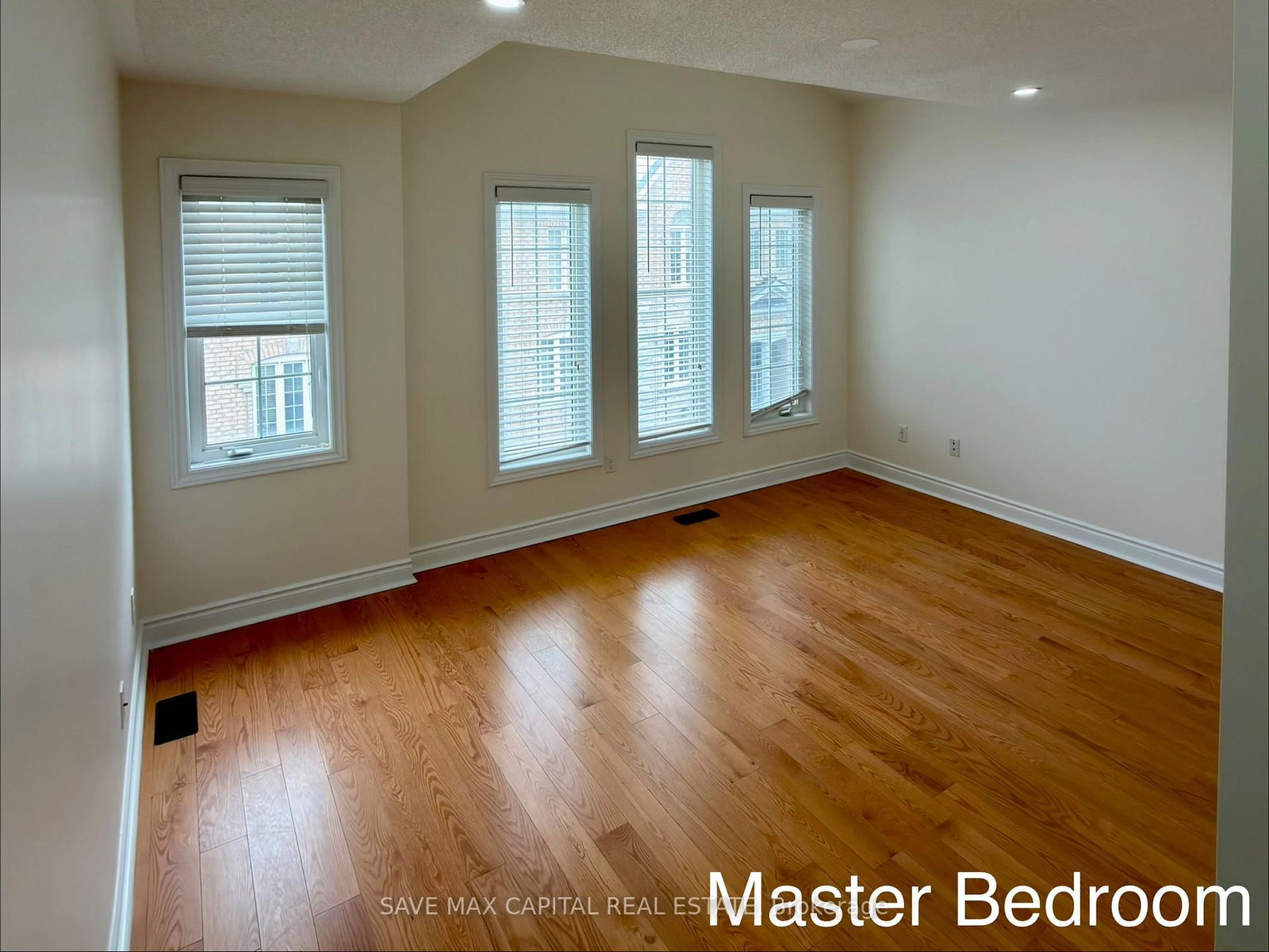 530 Kingston Road, Unit 19 - Photo 11