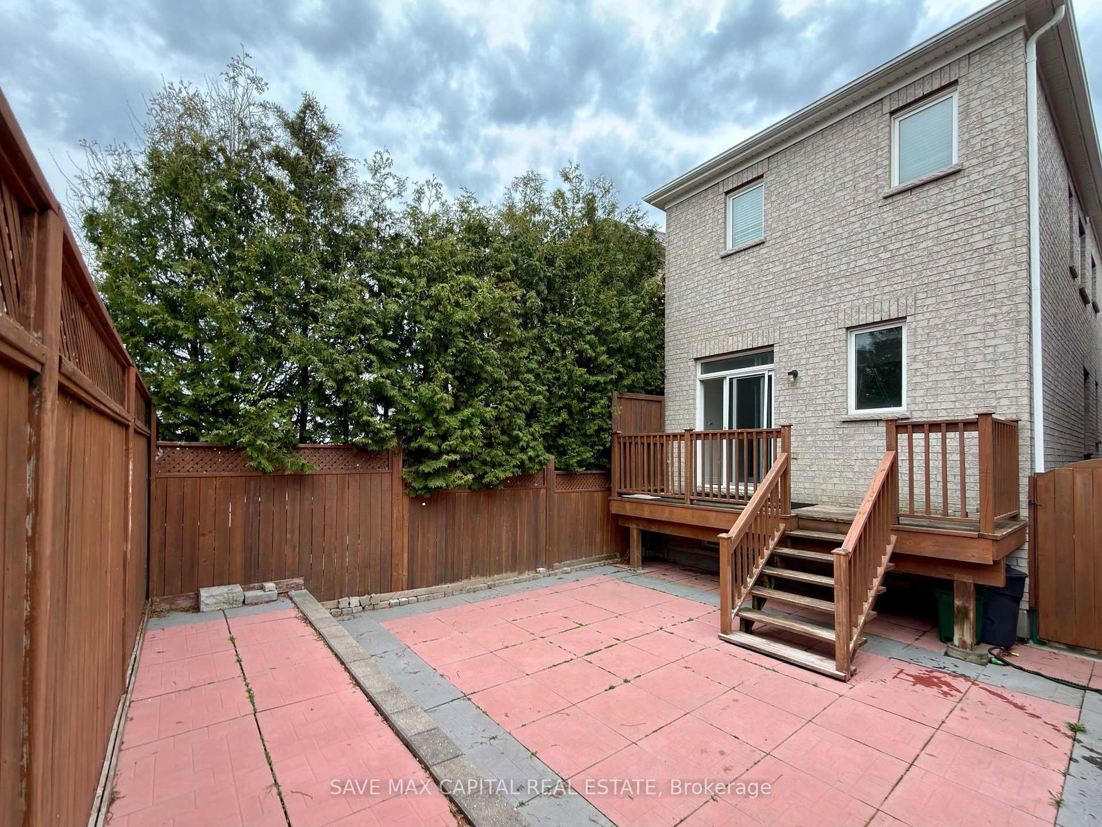 530 Kingston Road, Unit 19 - Photo 26