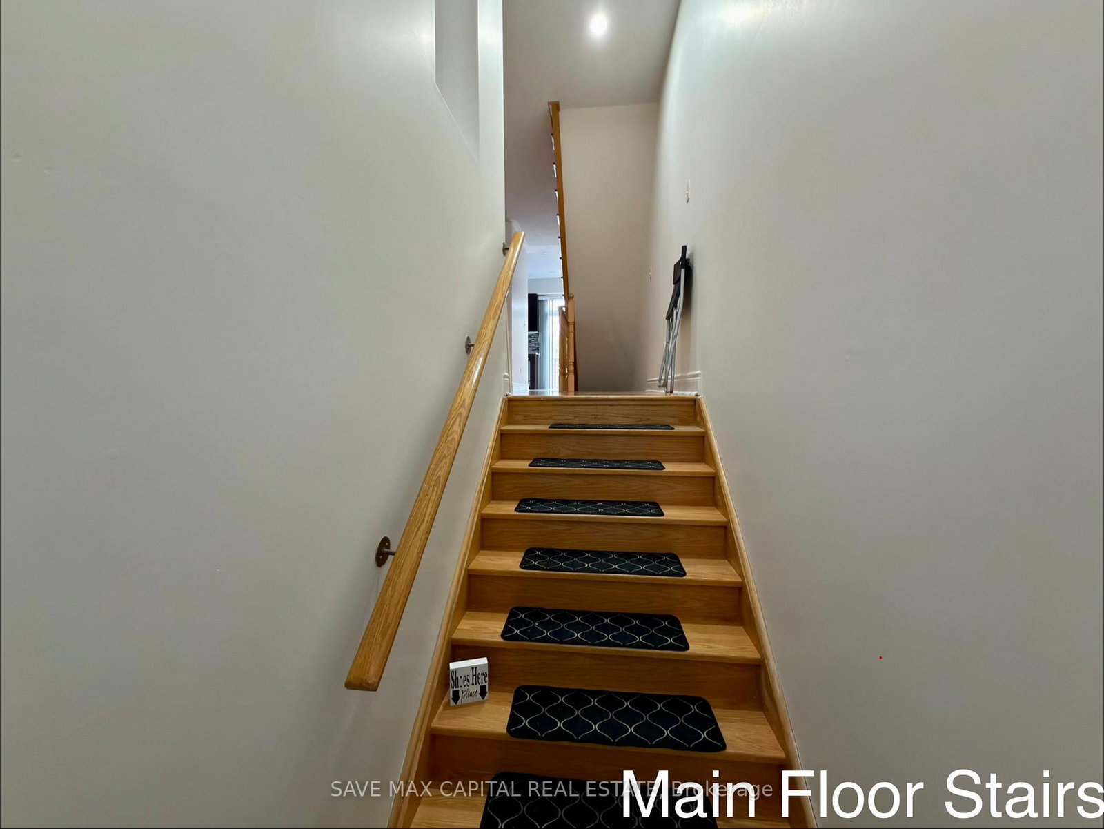 530 Kingston Road, Unit 19 - Photo 9