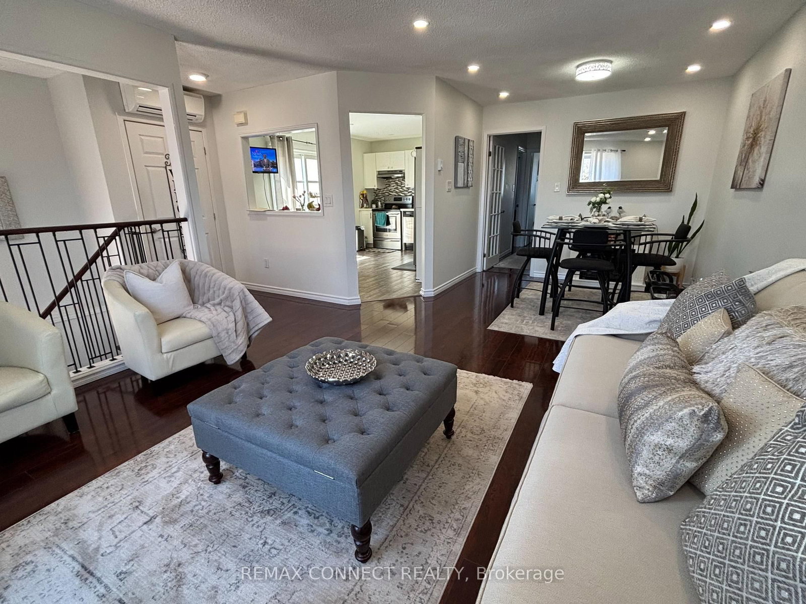 594 Waverly Street N - Photo 13