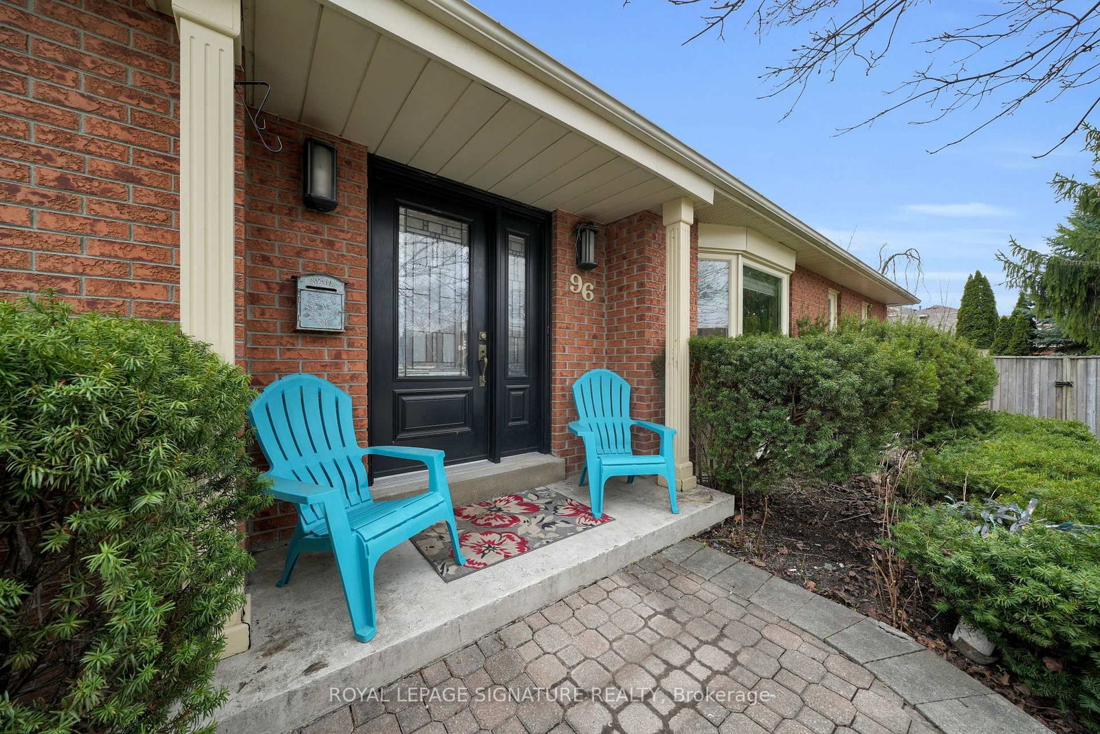 96 Wyndfield Crescent - Photo 2