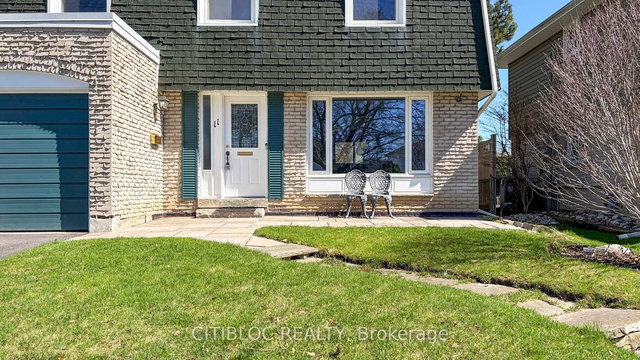 11 Castle Hill Drive