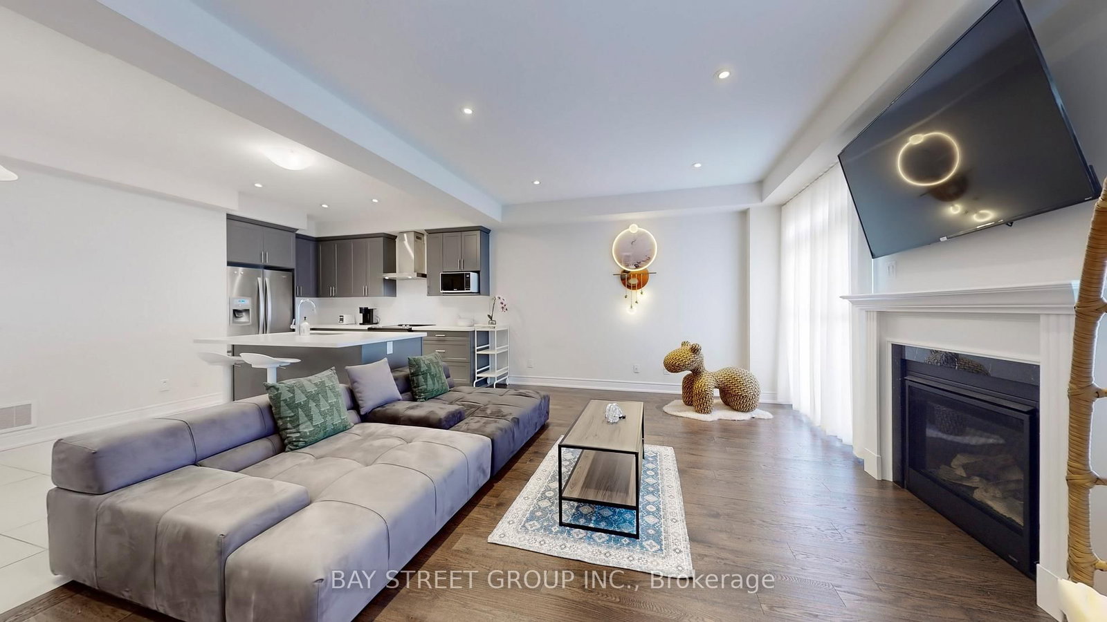 110 Christine Elliott Avenue - Photo 4