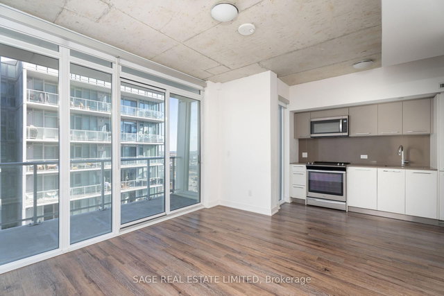 1102 - 15 Baseball Place