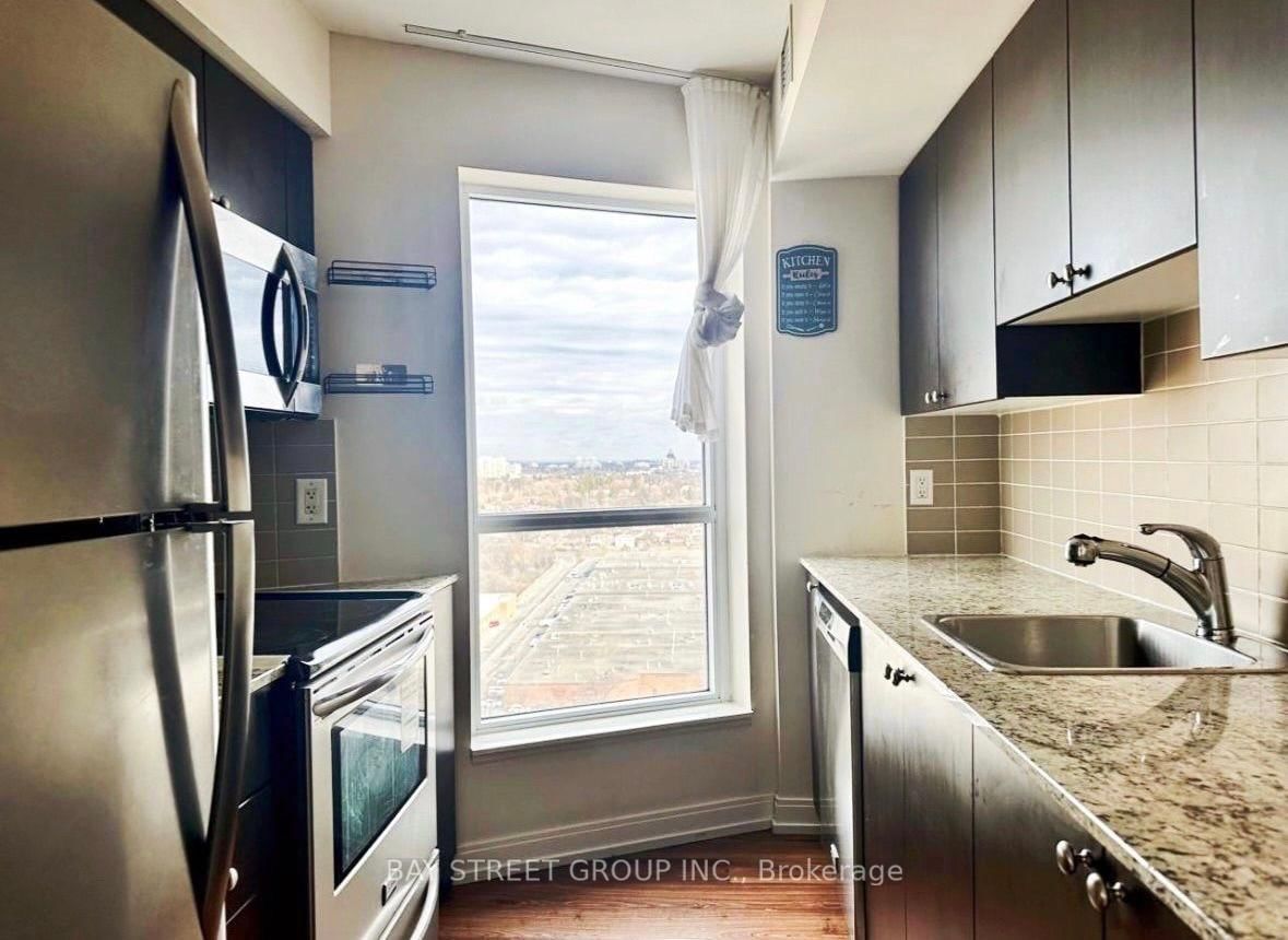 151 Village Green Square, Unit 1908 - Photo 4