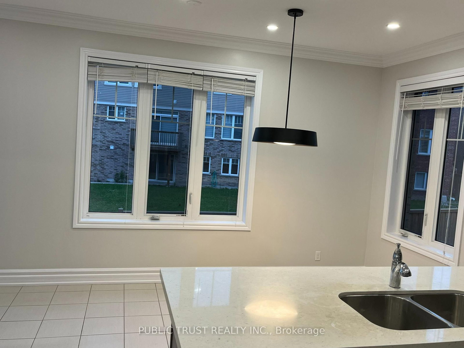 2360 Dobbinton Street - Photo 12