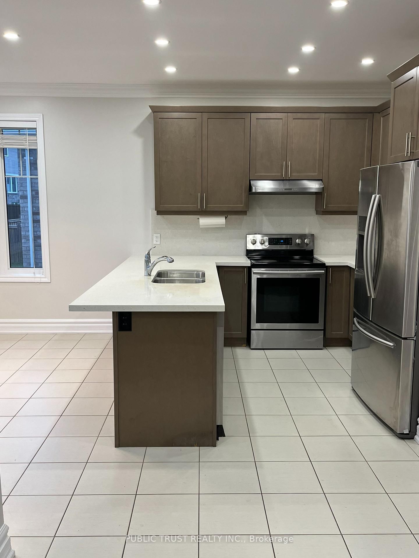 2360 Dobbinton Street - Photo 8