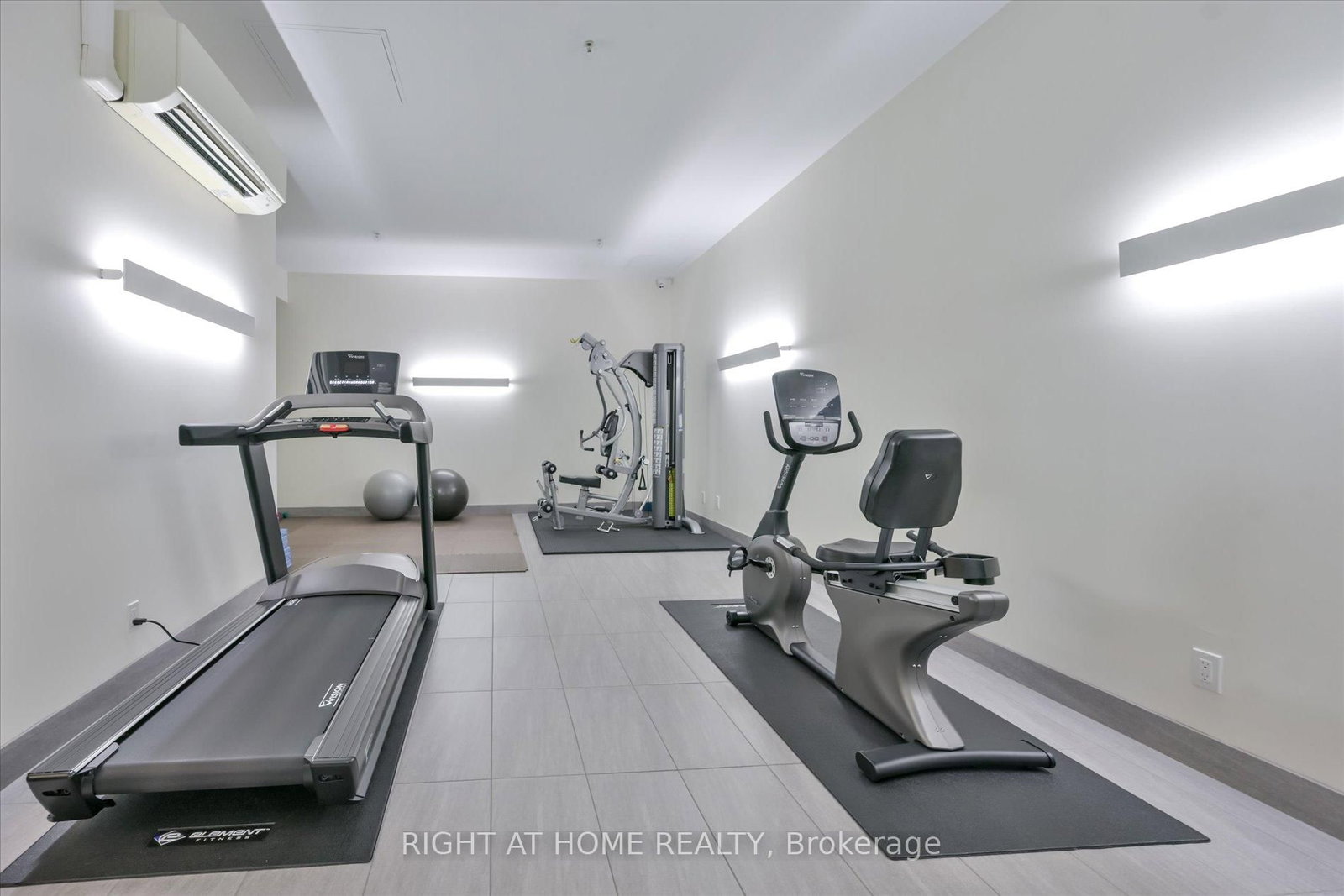 580 Kingston Road, Unit 601 - Photo 26