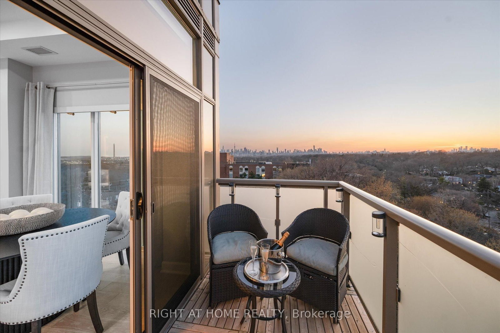 580 Kingston Road, Unit 601 - Photo 28