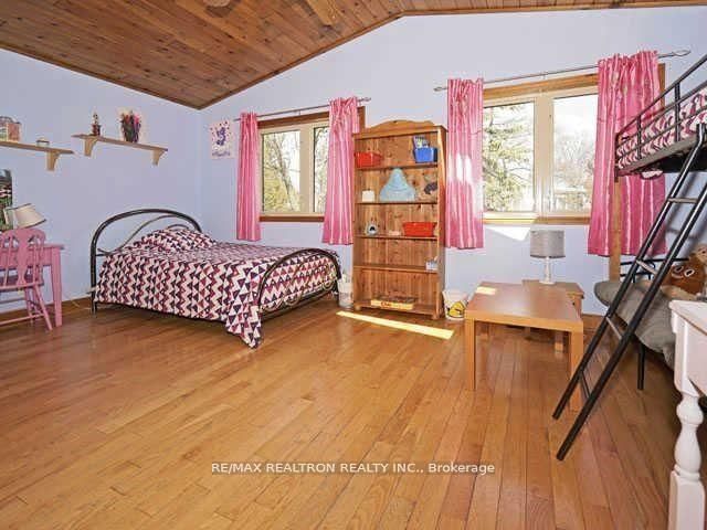 325 Cochrane Street, Unit Upper - Photo 10