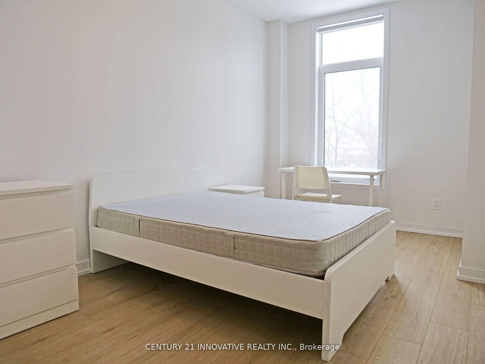 1720 Simcoe Street, Unit 16 - Photo 5