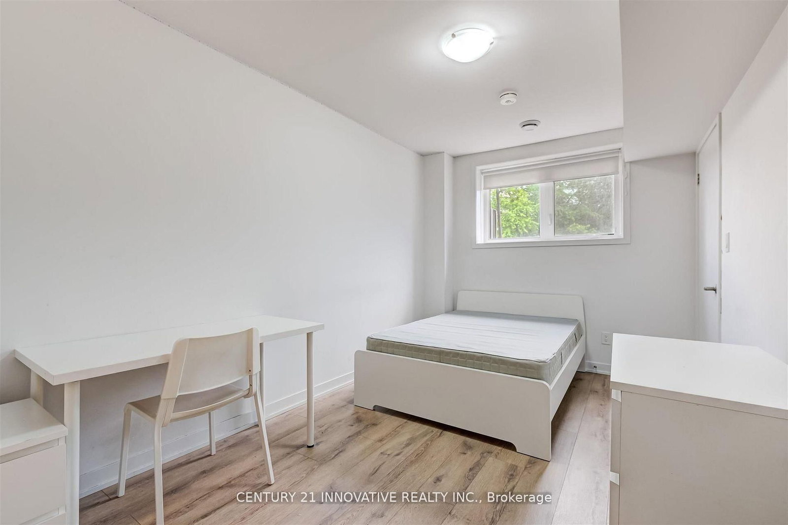 1720 Simcoe Street, Unit 16 - Photo 9