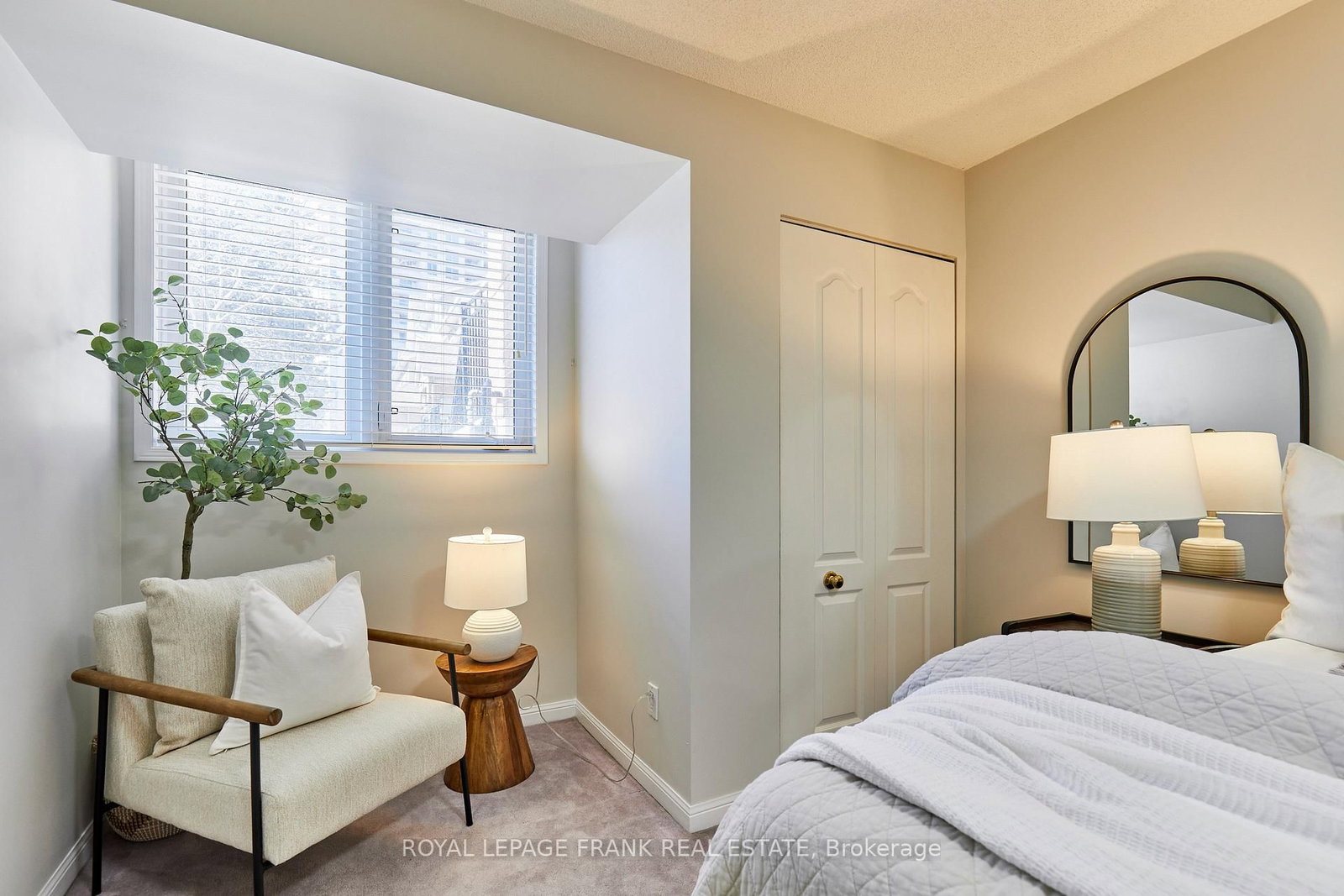 1400 The Esplanade N, Unit 707 - Photo 10