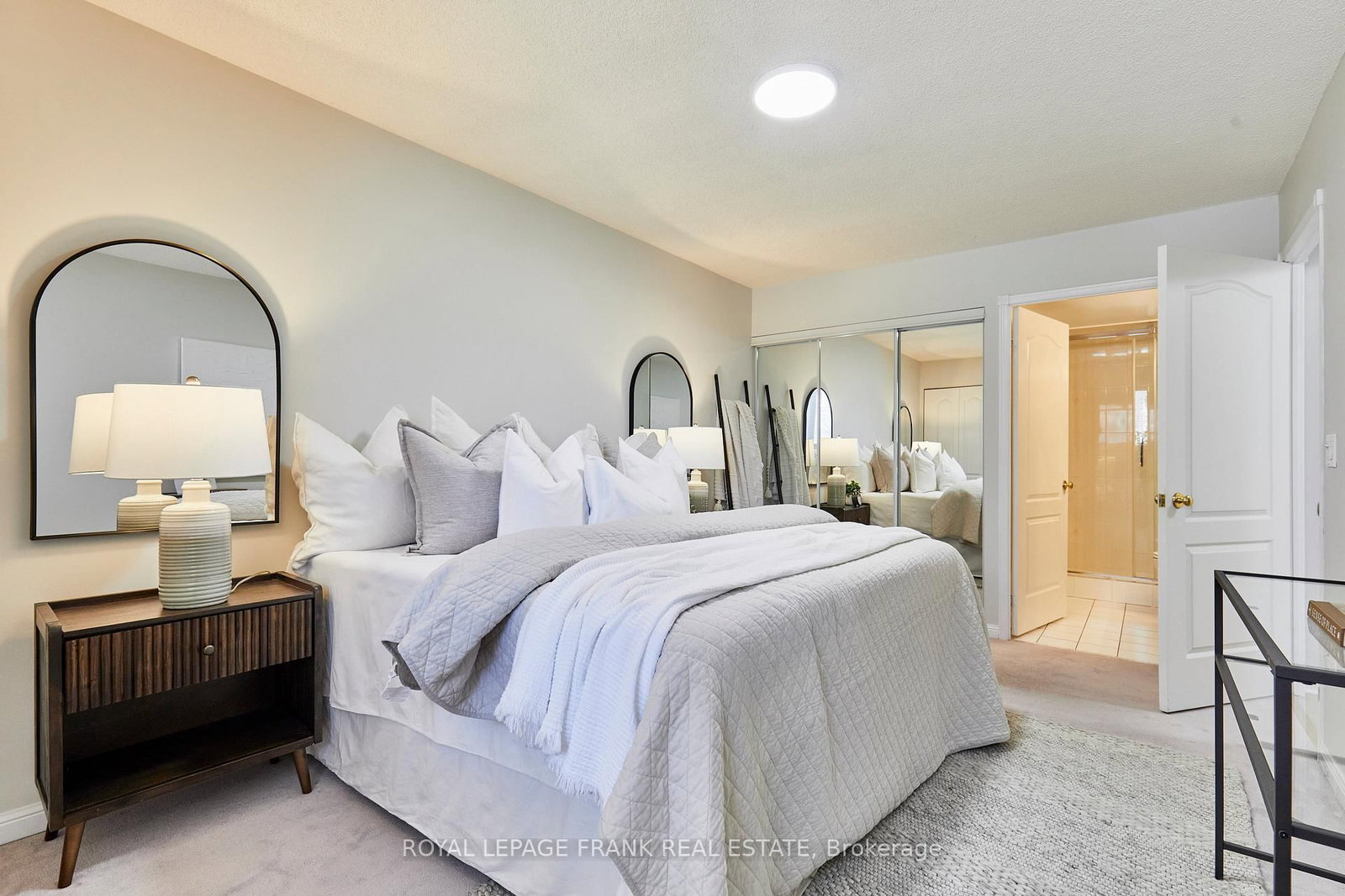 1400 The Esplanade N, Unit 707 - Photo 11