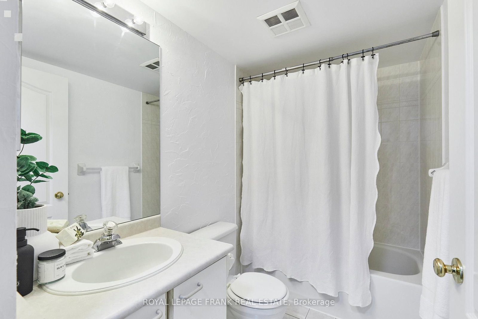 1400 The Esplanade N, Unit 707 - Photo 14