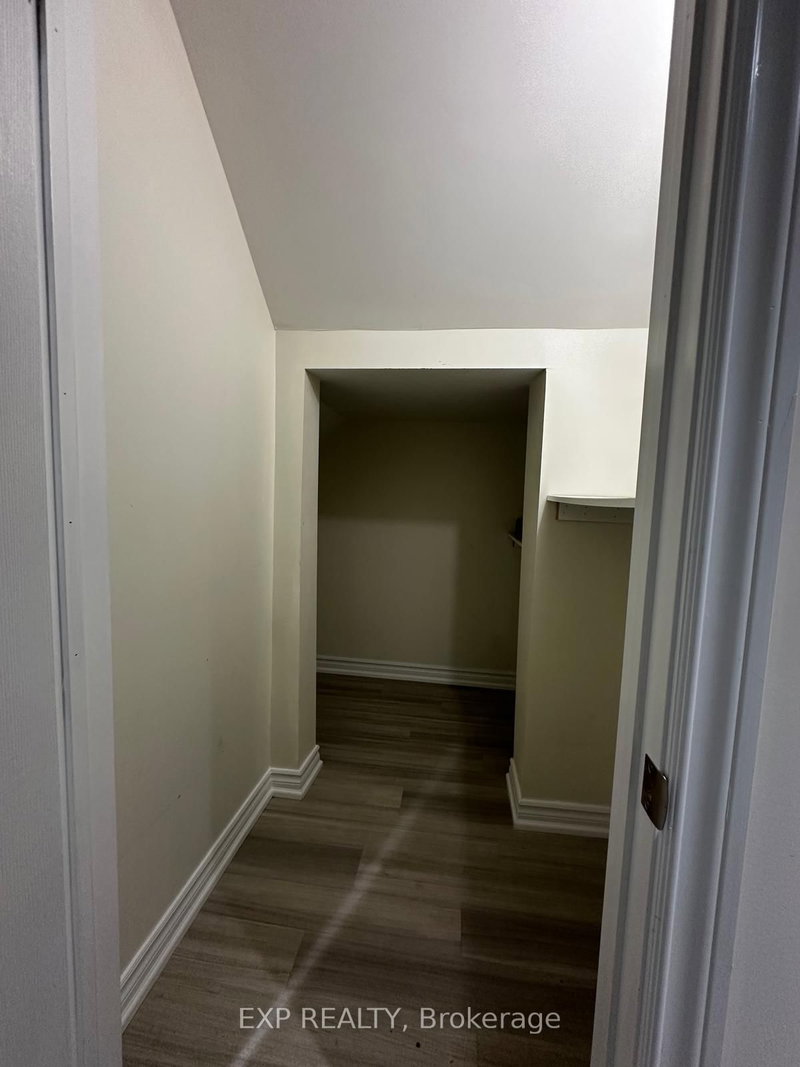 BSMT - 938 Wrenwood Dr, Oshawa, L1K 0Y1 | Image 2