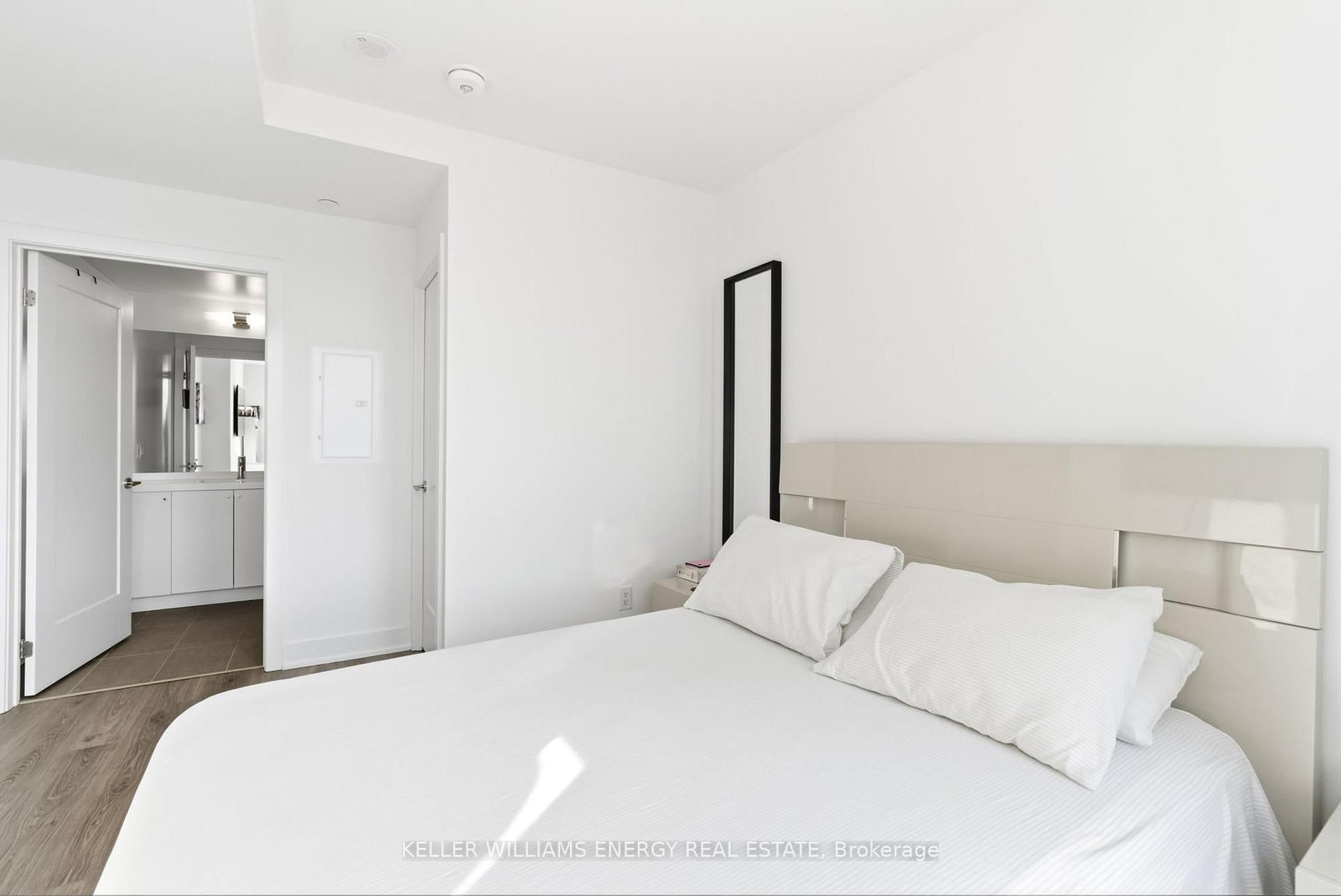 2545 Simcoe Street N, Unit 211 - Photo 17
