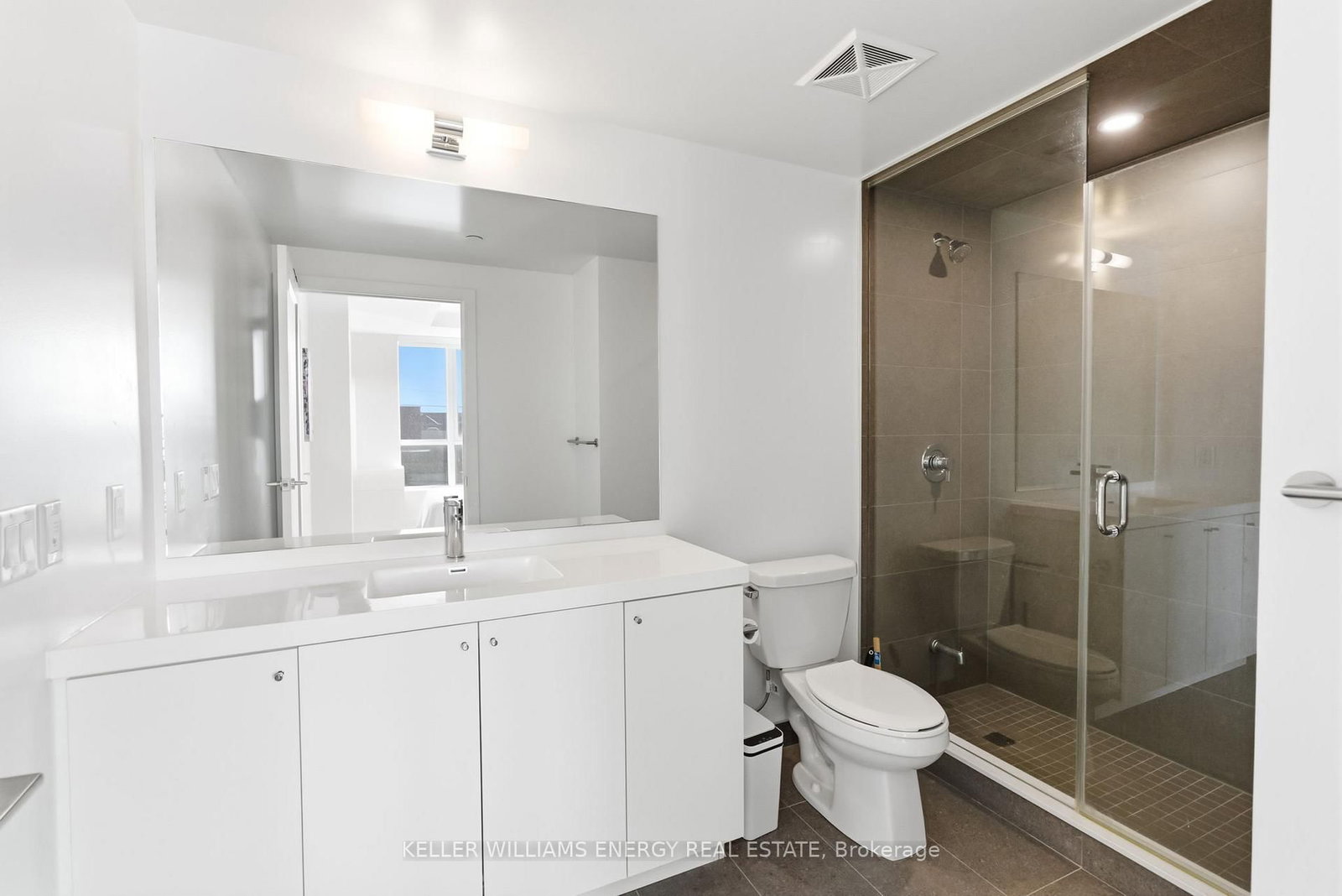2545 Simcoe Street N, Unit 211 - Photo 18