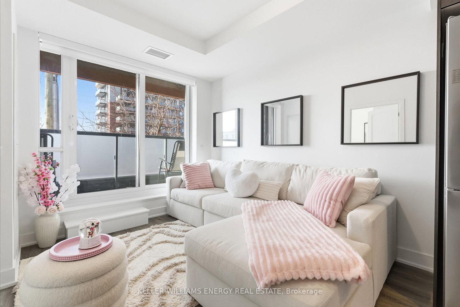 2545 Simcoe Street N, Unit 211 - Photo 3