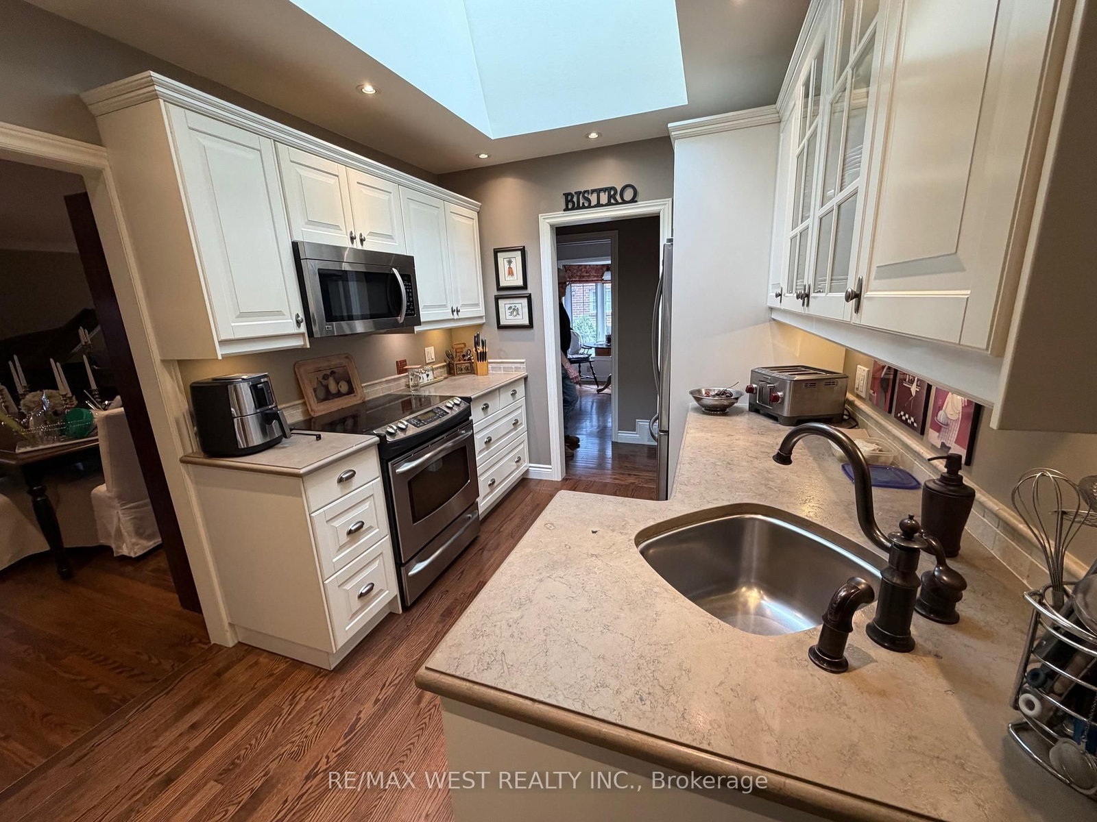 1184 Kingston Rd Road N - Photo 14