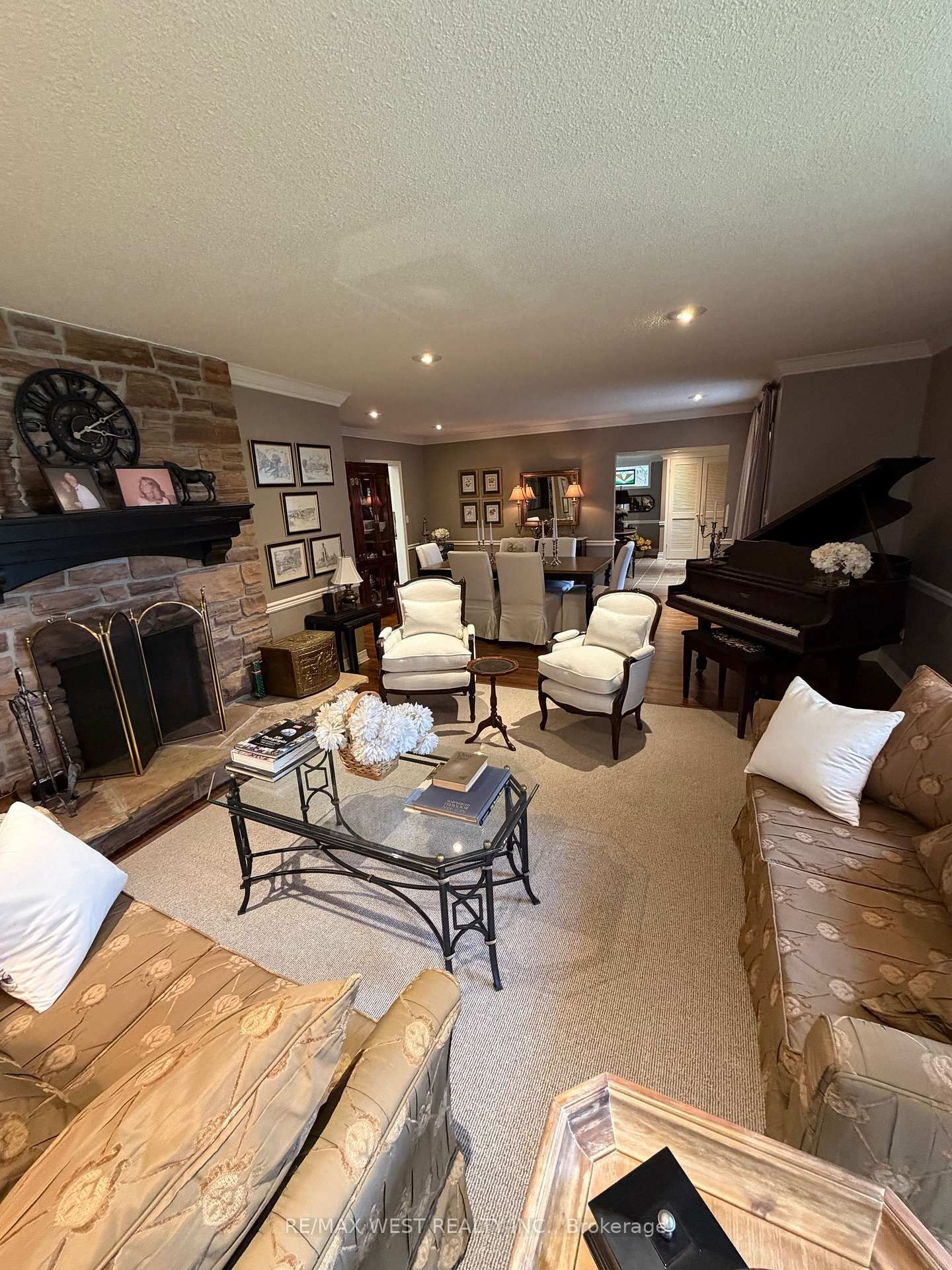 1184 Kingston Rd Road N - Photo 28