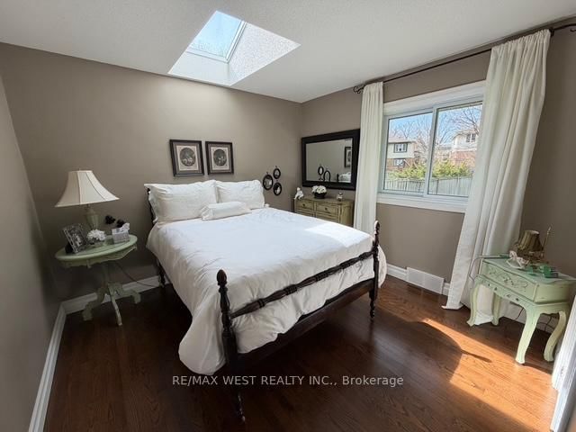 1184 Kingston Rd Road N - Photo 34