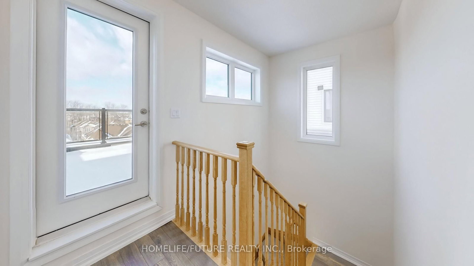 235 Mclevin Avenue, Unit 21 - Photo 31