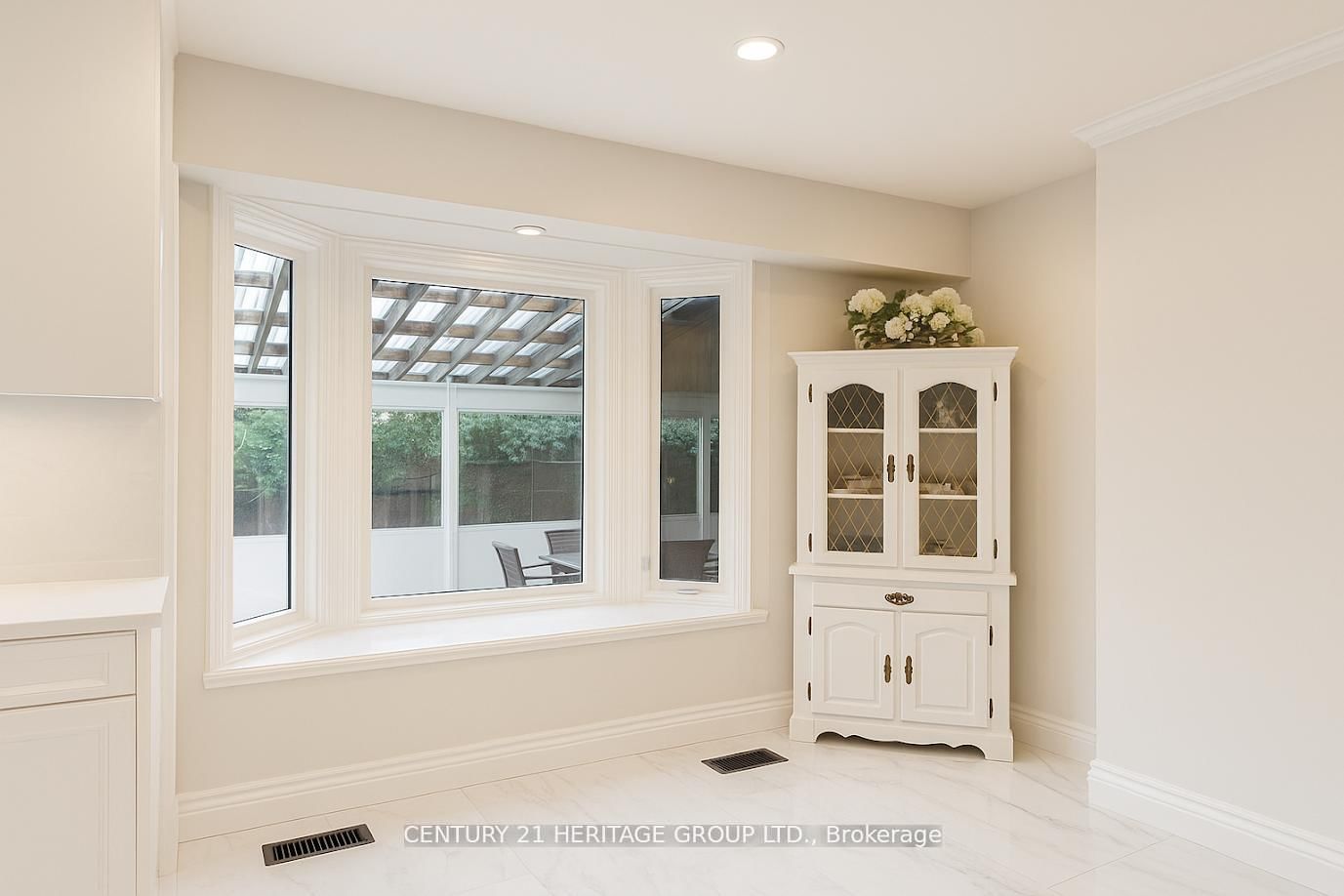 824 Thornton Road N - Photo 13