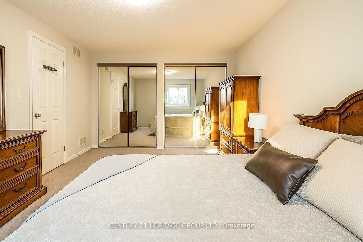 824 Thornton Road N - Photo 37