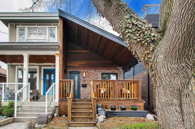 45 Berkshire Ave, Toronto, M4M 2Z6 | Image 2