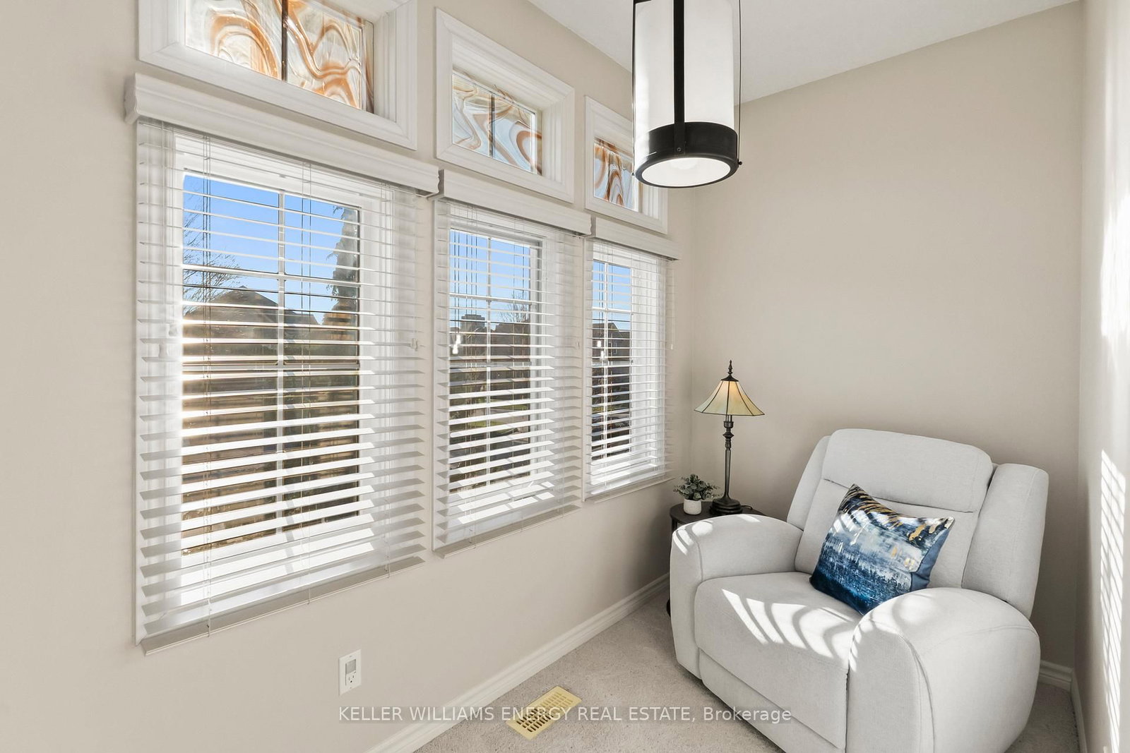 2258 Pindar Crescent - Photo 21