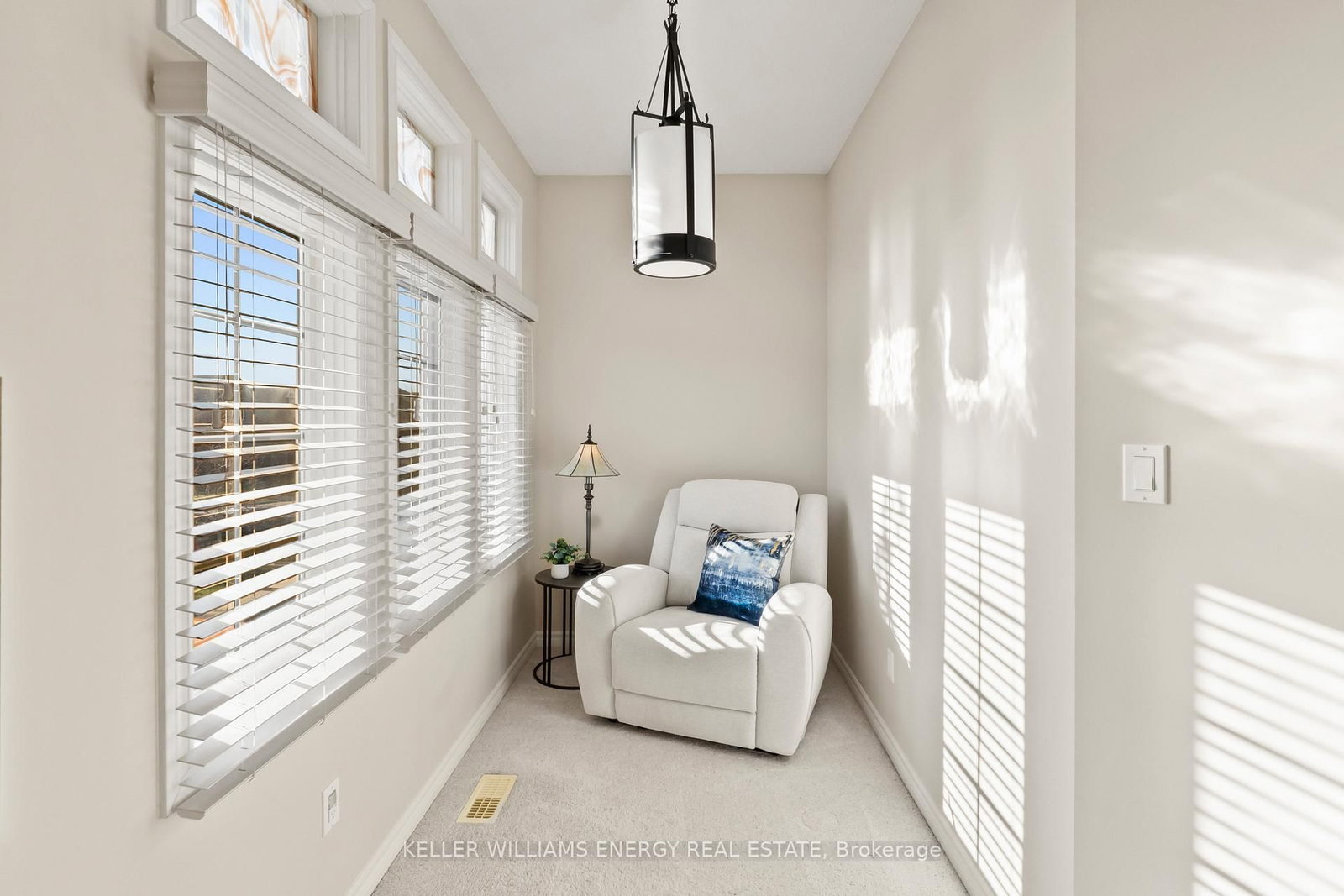 2258 Pindar Crescent - Photo 22