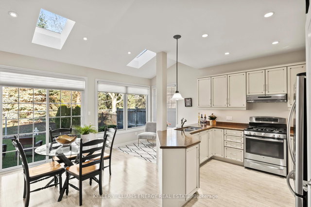 2258 Pindar Crescent