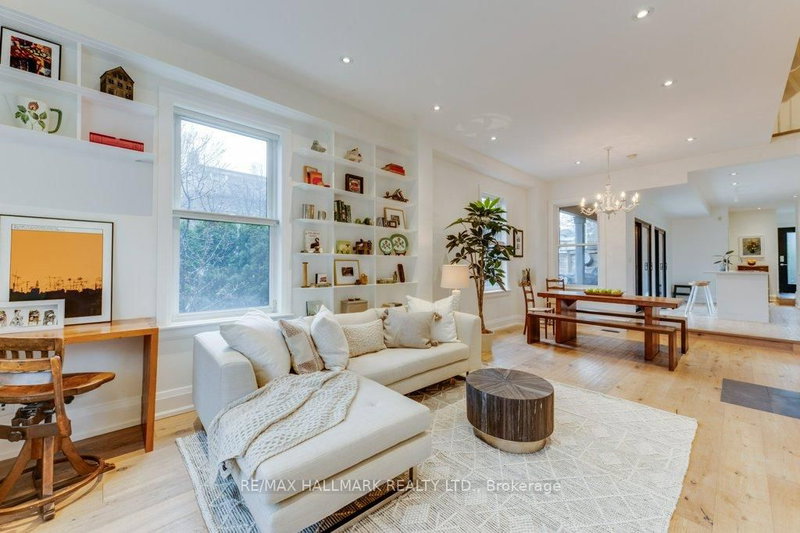 235 Boulton Ave, Toronto, M4M 2J8 | Image 3