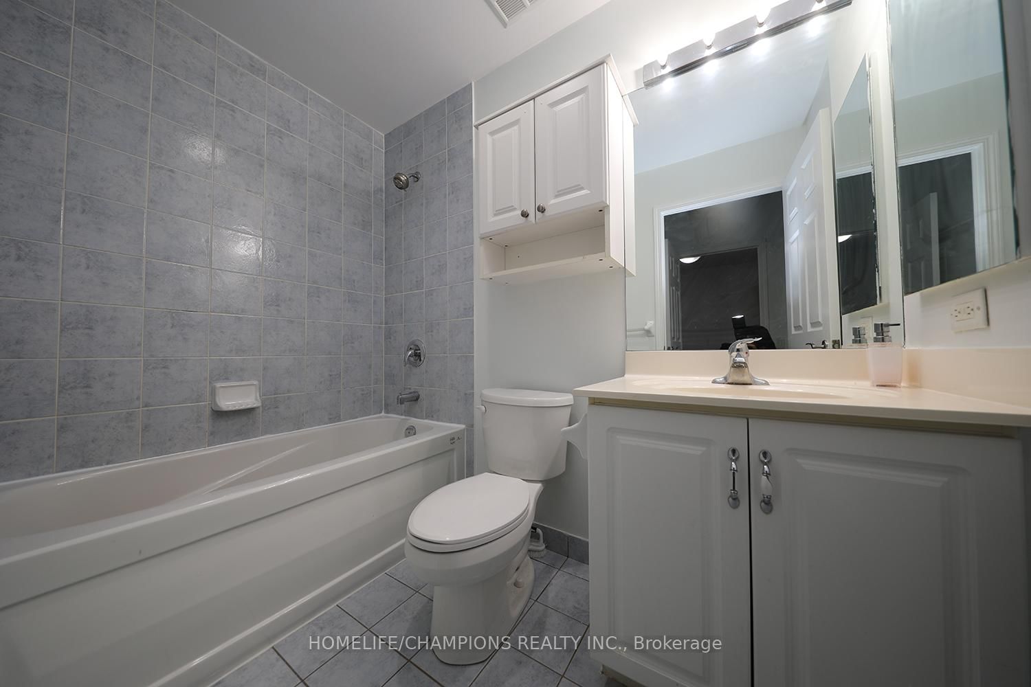 8 Mondeo Drive, Unit PH15 - Photo 8